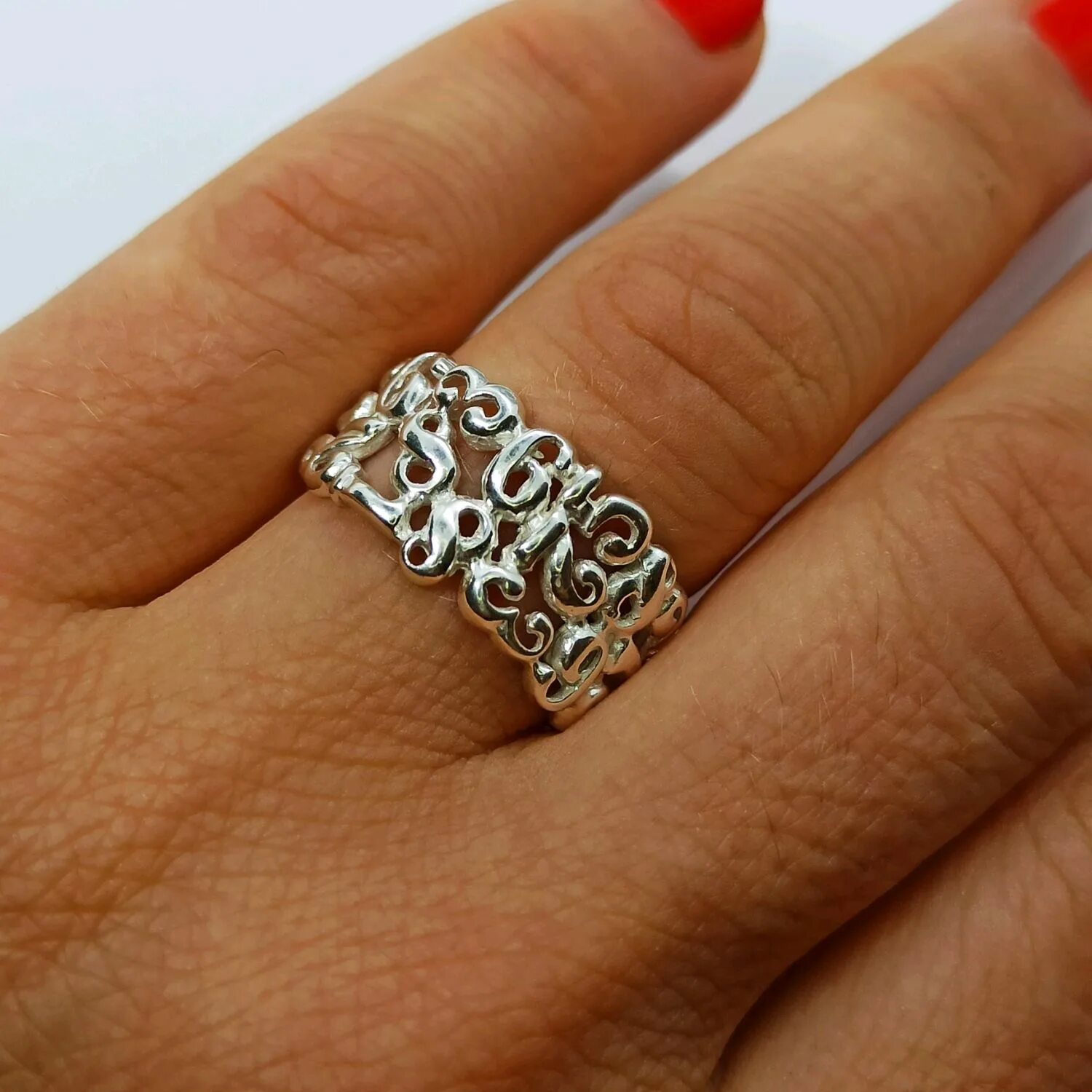 Необычные кольца. Необычные серебряные кольца. Необычные золотые кольца. Золотое кольцо необычной формы.
