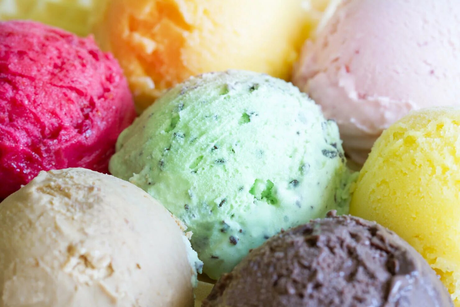 Вкусы мороженого список. Сочетание вкусов мороженого. Мороженое рожок. Ice cream flavours. Производство мороженого джелато.