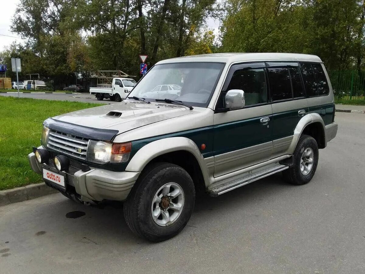 Купить митсубиси паджеро 2 дизель. Mitsubishi Pajero 2. Mitsubishi Pajero II 1997. Мицубиси.Паджеро.2.1997г.. Мицубиси Паджеро 1997.