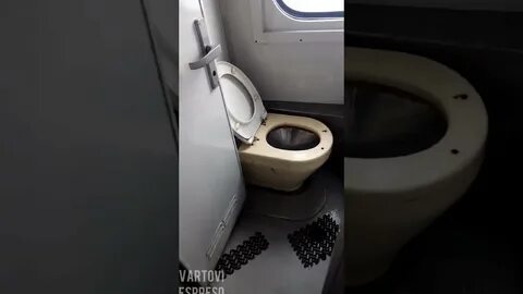 Включи звуки туалета