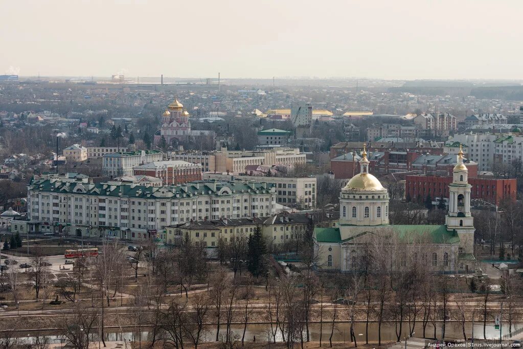 Купить в орле сегодня. Смоленский храм Орел. Город Орел сейчас. Орел над городом в церквях. Город Орел сейчас сейчас картинки.