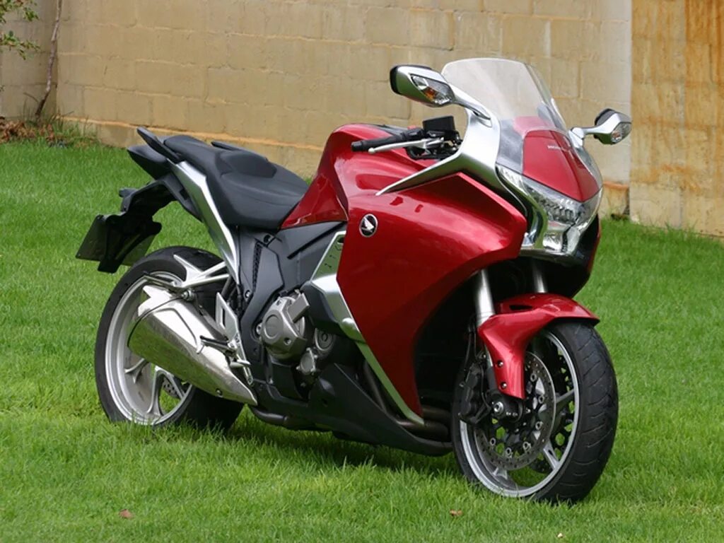 Honda vfr купить. Honda VFR 1200. Honda vfr1200f. Мотоцикл Хонда ВФР 1200. Honda vfr1200 VFR.