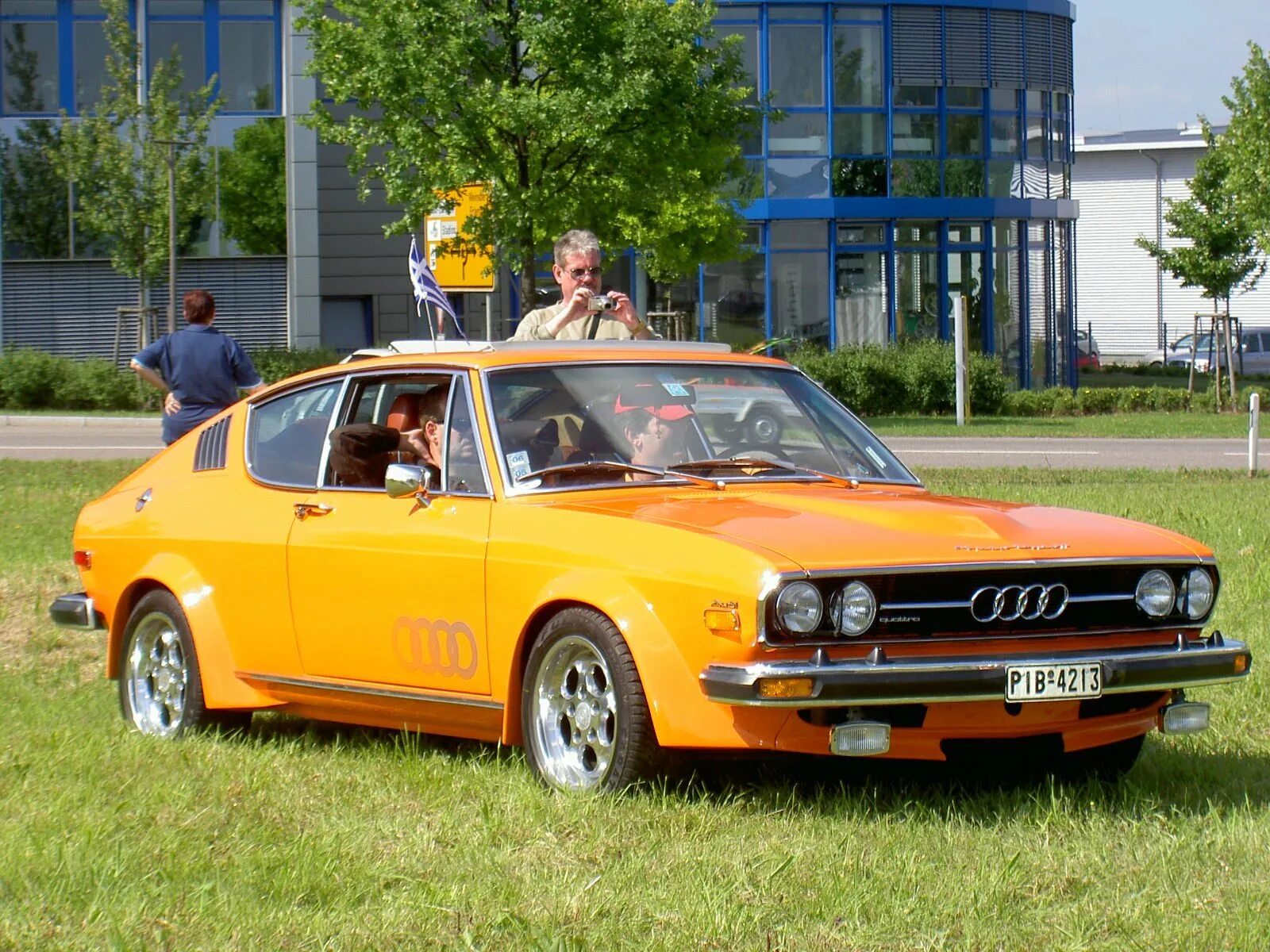 Audi 100 c1 coupe. Audi 100 coupe s. Ауди 100 с 1. Audi 100 c1 coupe. Audi 100 coupe s.