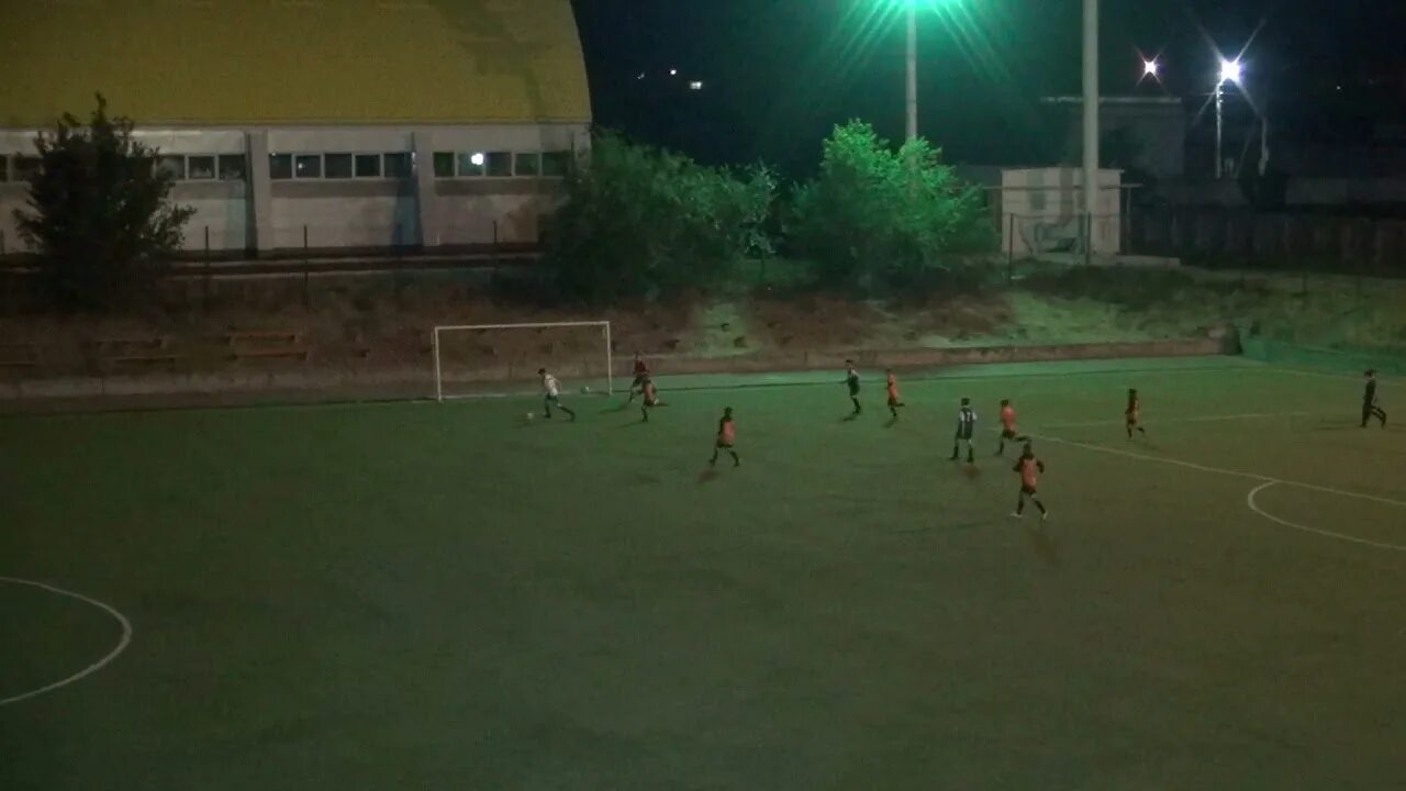 X-energy энергетик. 2 энергетик 1. Lucoxade energy напиток. Vplab bcaa energy. Bcaa energy 2 1 1 vplab.