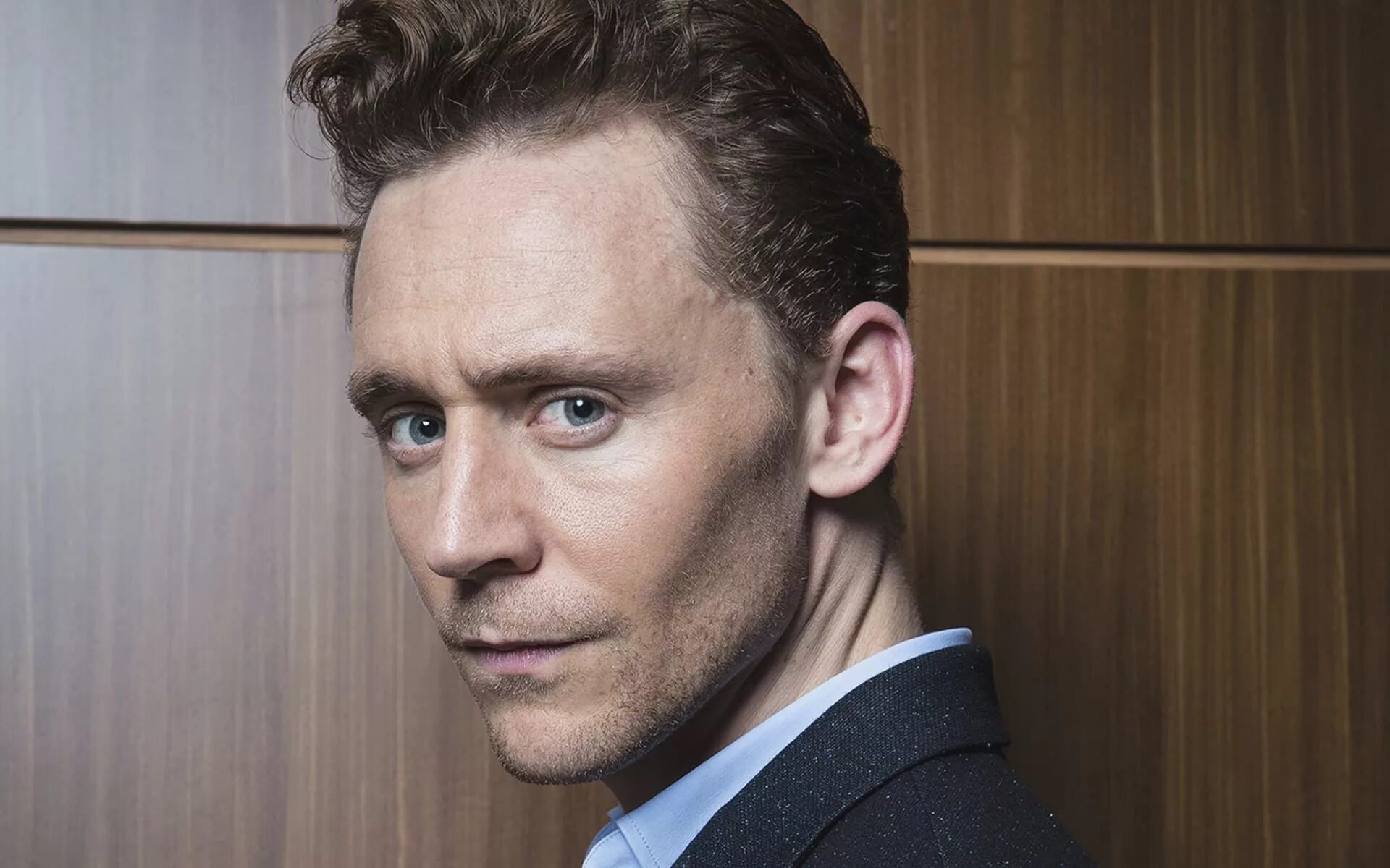 Tom hiddleston. Том хиддлстон фотосессии 2021. Фильмография тома хиддлстона. Фильмография тома хиддлстона. Фильмография тома хиддлстона.