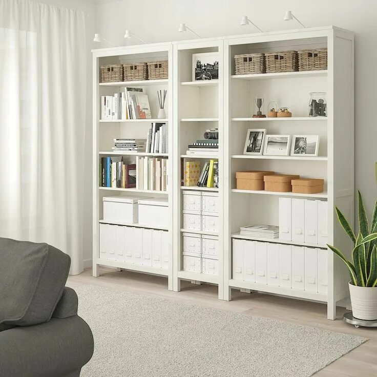 Как называется шкаф для книг. Книжный шкаф хемнэс икеа. ikea hemnes стеллаж. стеллаж икеа хемнэс. икеа стеллаж хемнэс белый.
