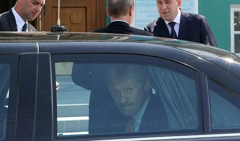 Песков авто. Дом пескова и навки на рублевке. Дженезис g90 а мр 97. Машина пескова дмитрия служебная номер. Песков авто.