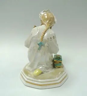 Фигурка завод