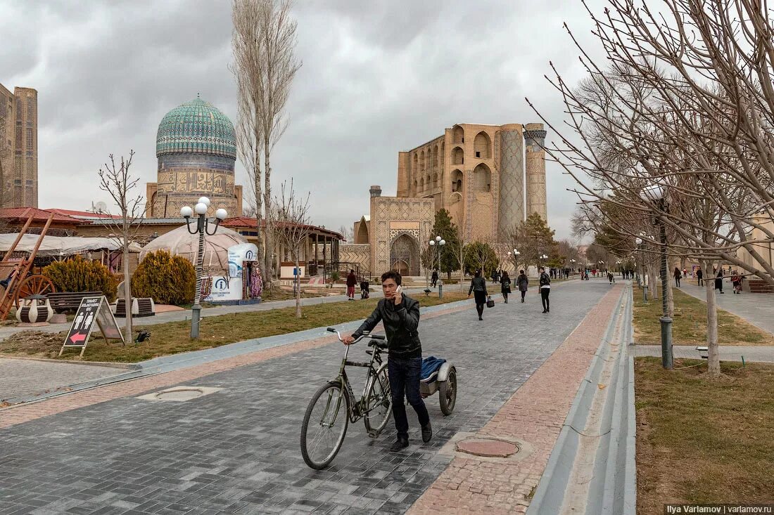 солнечный самарканд. парк саманидов в бухаре. комплекс мавзолеев шахи-зинда. выжить в самарканде фото. некрополь шахи зинда самарканд.
