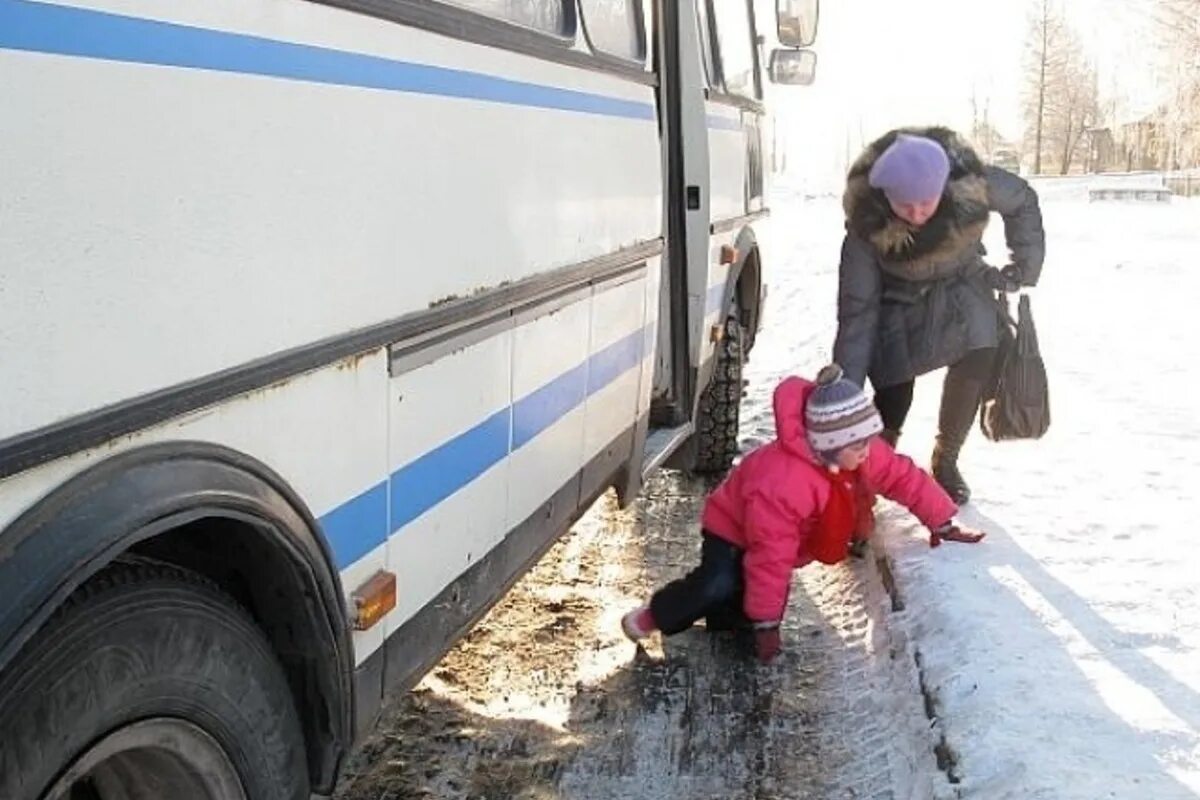 Автобус гололед