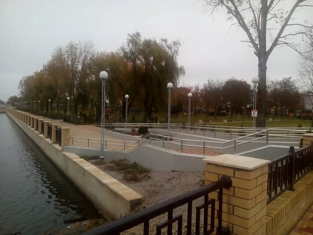 Краснодарский край станица кореновск. Таганрог кореновск. Самолёт город кореновск. Таганрог кореновск. Памятник миг 21 кореновск.