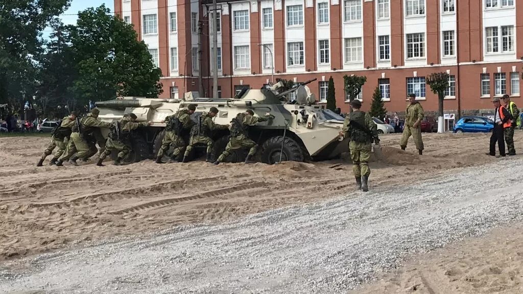 41611 гусев. Калининградская область город Гусев воинская часть. Гусев Калининградской области воинские части. Город Гусев Калининградской области Военная часть 90151. Калининград г Гусев Военная часть.