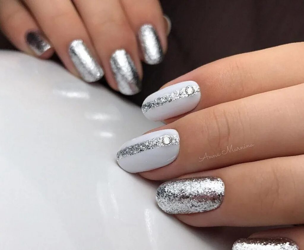 silver manicure #silver #manicure #nails #gold #nailart #pedicure #fashion #geln