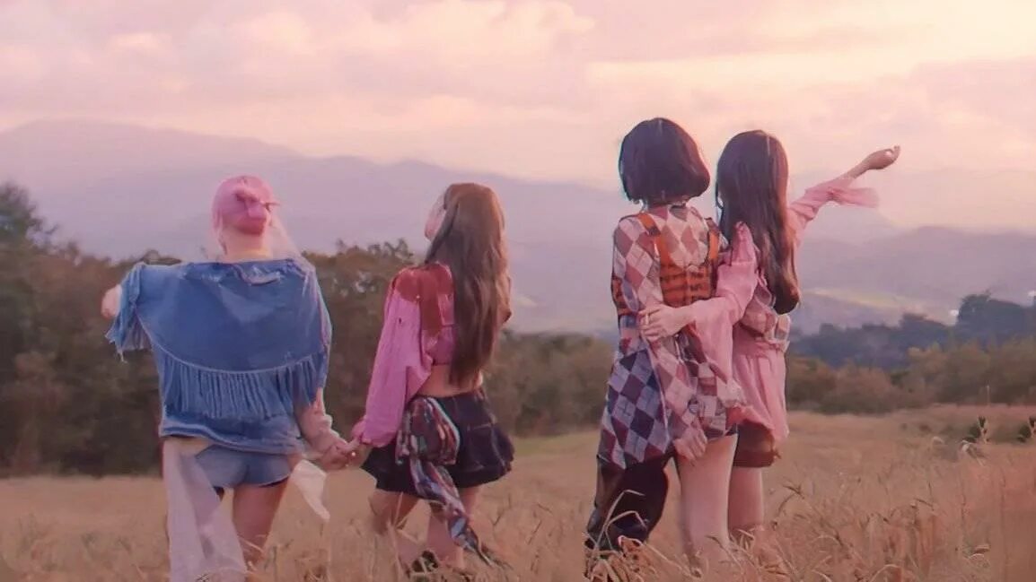 Blackpink песня lovesick girls. Blackpink you never know обложка. группа blackpink you never know. black pink эра you never know. you never know blackpink фото.