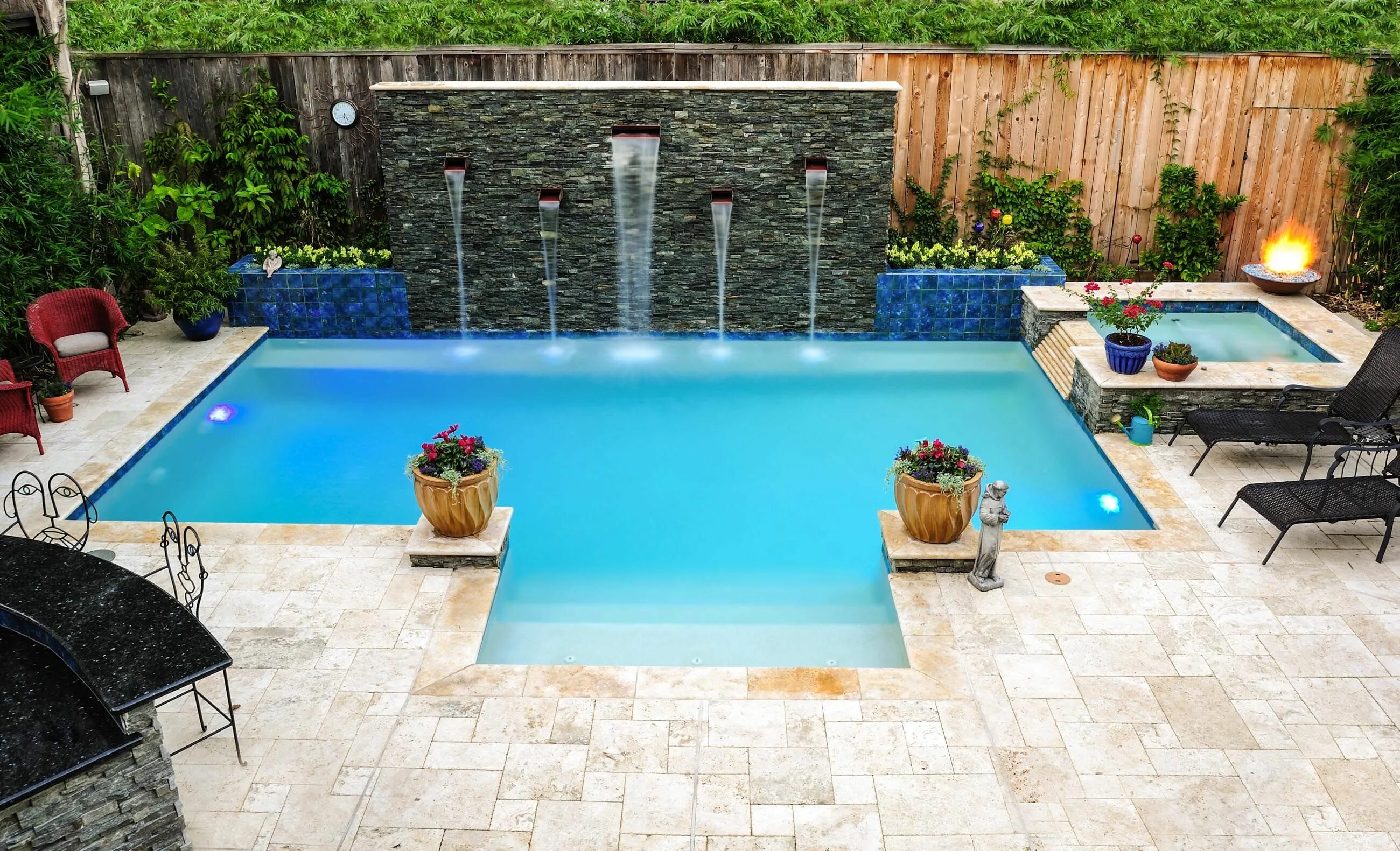 Build swimming Pool. Pool Design in los Angeles. Pool in los Angeles. Paver installation near Pool.