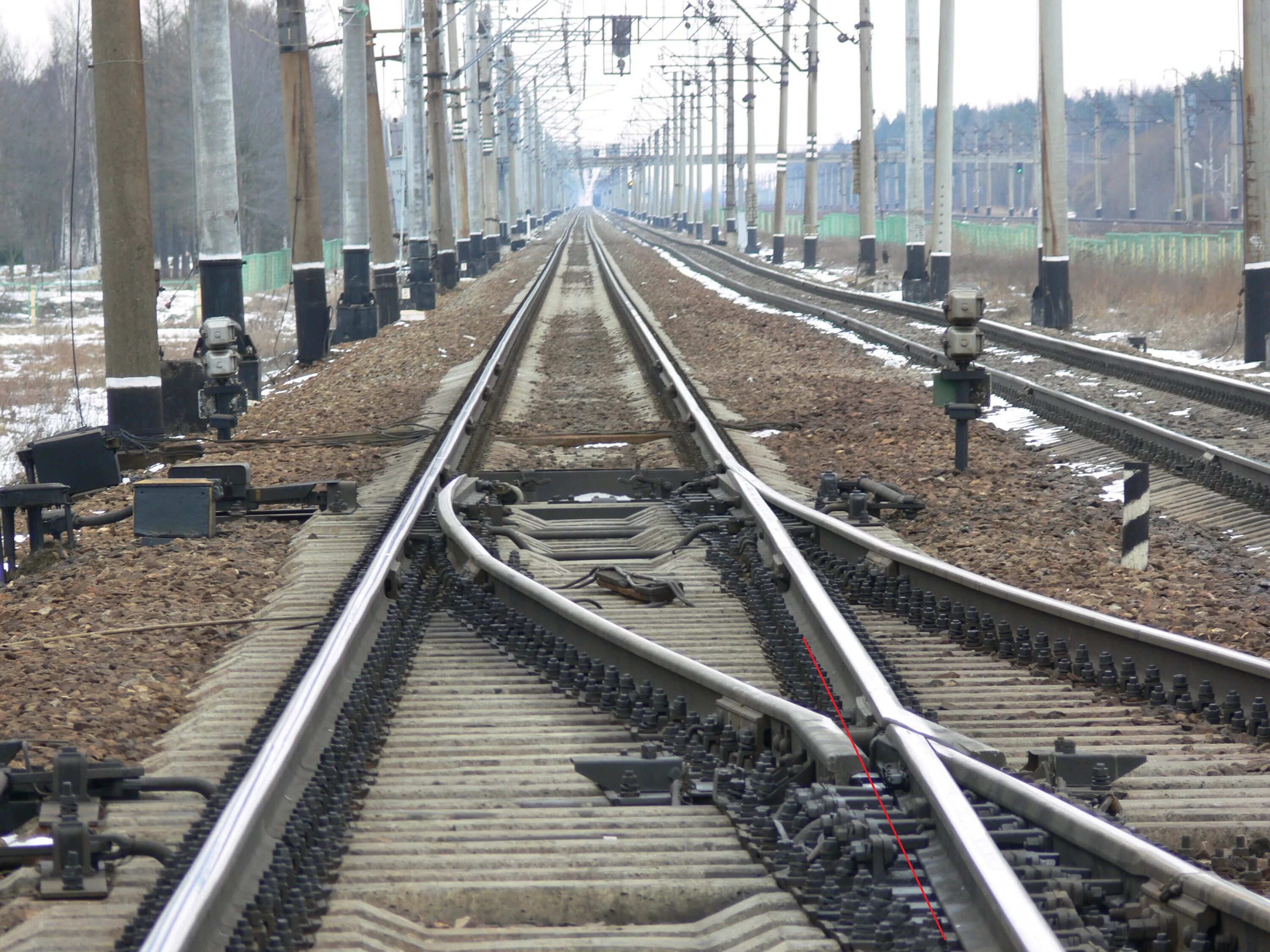 скоростной стрелочный перевод