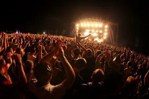 Go crowd