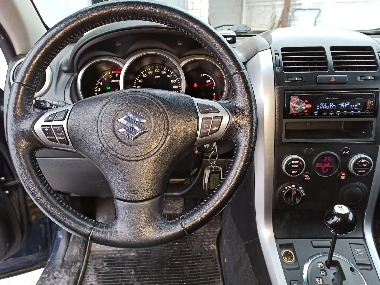 Как снять руль suzuki grand vitara Замена руля ДОРАБОТАНО! Suzuki Grand Vitara (2G), 2,4 л, 2010 года своими ру