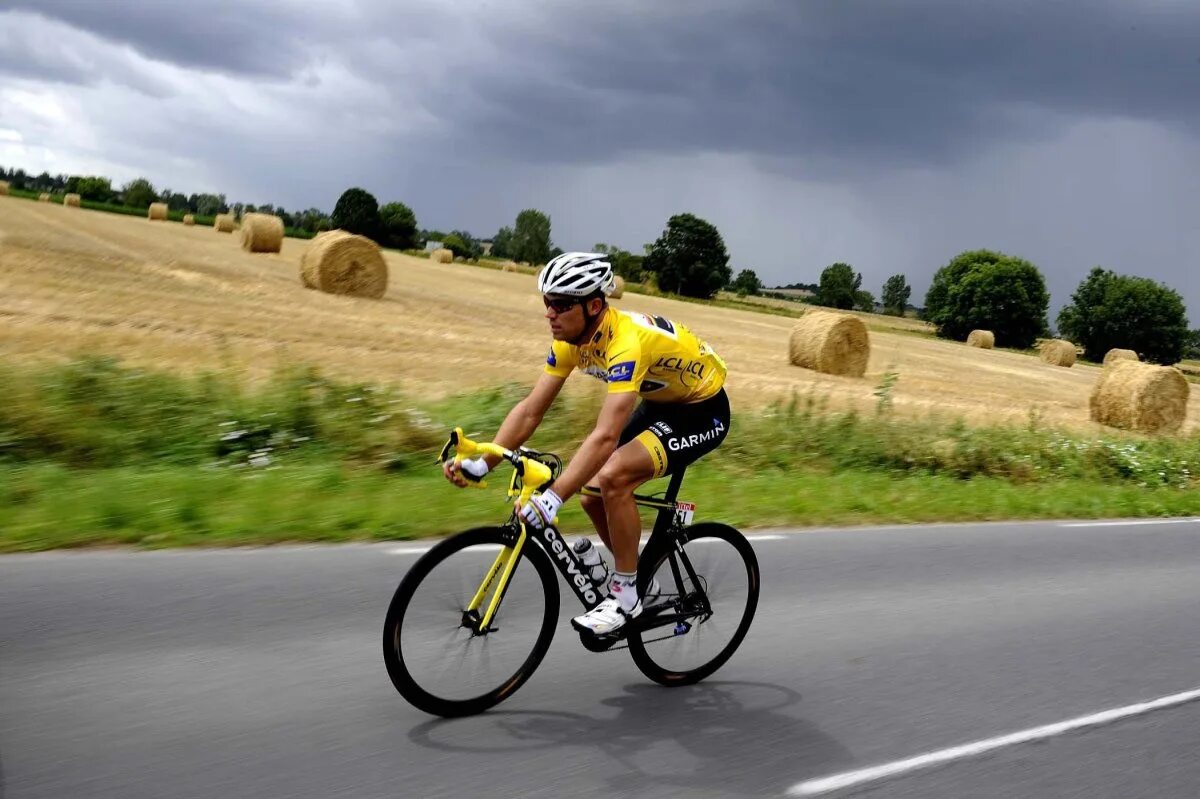 Cycling sport. Шоссейные велогонки. Cycling sport. Cycling sport. Гоночный велосипед.