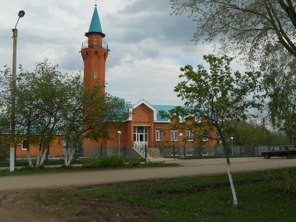 Пгт рт. Татарстан посёлок актюба. поселок актюба азнакаевский район. поселок актюбинский азнакаевский район. мечеть пгт актюбинский.