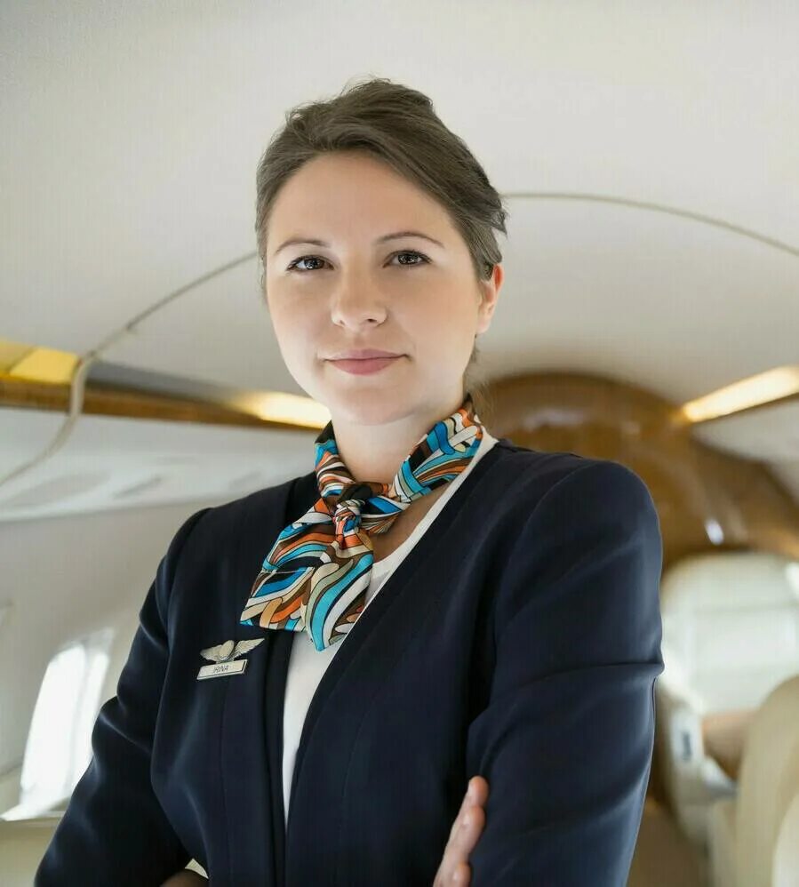 Бортпроводник зрение. Аляска эйрлайнс бортпроводники. adria airways стюардессы. стюардесса в самолете. стюард в самолете.