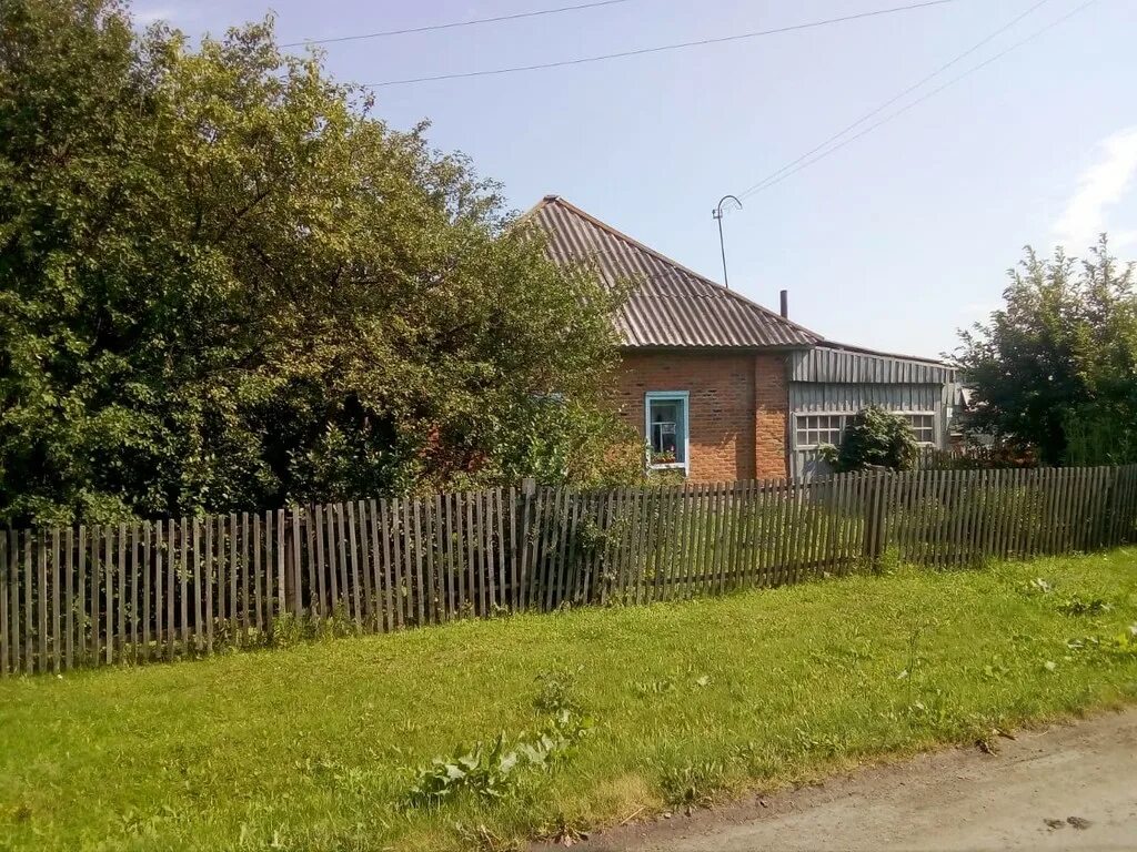 Погода в знаменском районе семеновка. Слобода омская область. Поселок знаменское омская область церковь. Деревня воронцовка тамбовская область. Достопримечательности села знаменского омской.