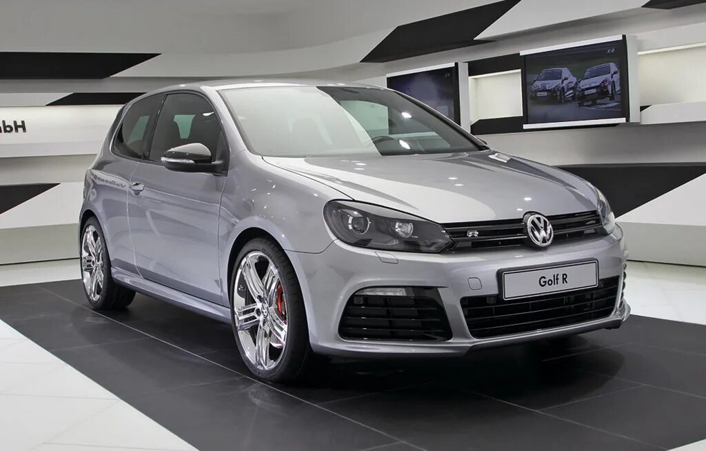 Приложение volkswagen. Фольксваген Golf s6. Golf r 2011. Фольксваген гольф r 2011. Volkswagen Golf r Space Grey.