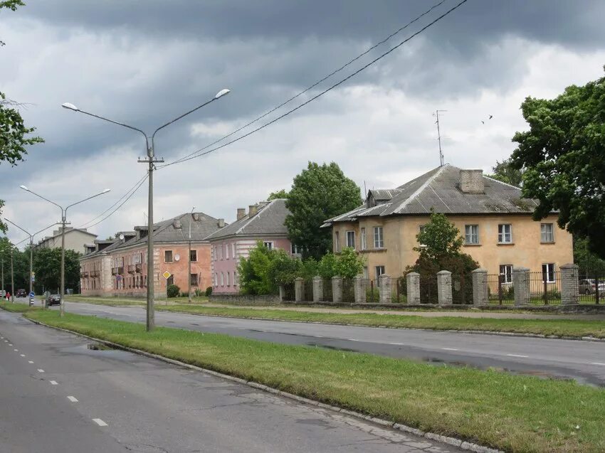 Нарва улицы города. Нарва эстония улицы. Нарва улицы. Нарва жилые кварталы эстония. Улицы города нарвы.