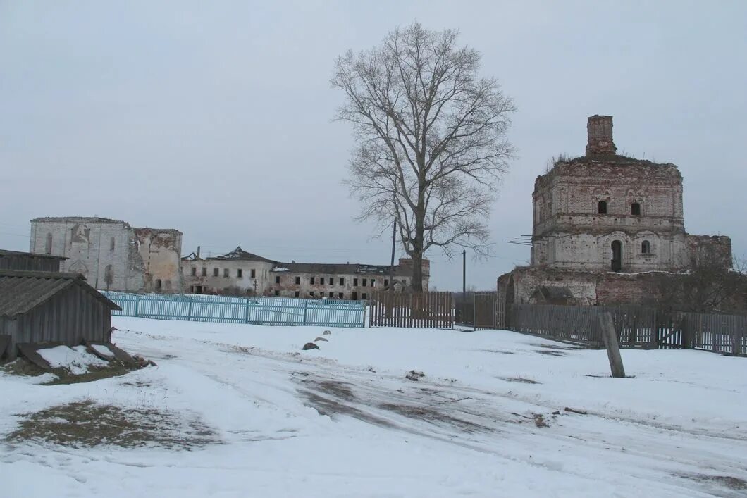 Гисметео краснохолмский. Краснохолмский монастырь 2023. Краснохолмский Антониев монастырь до революции. Краснохолмский Башкортостан. Село Краснохолмский.