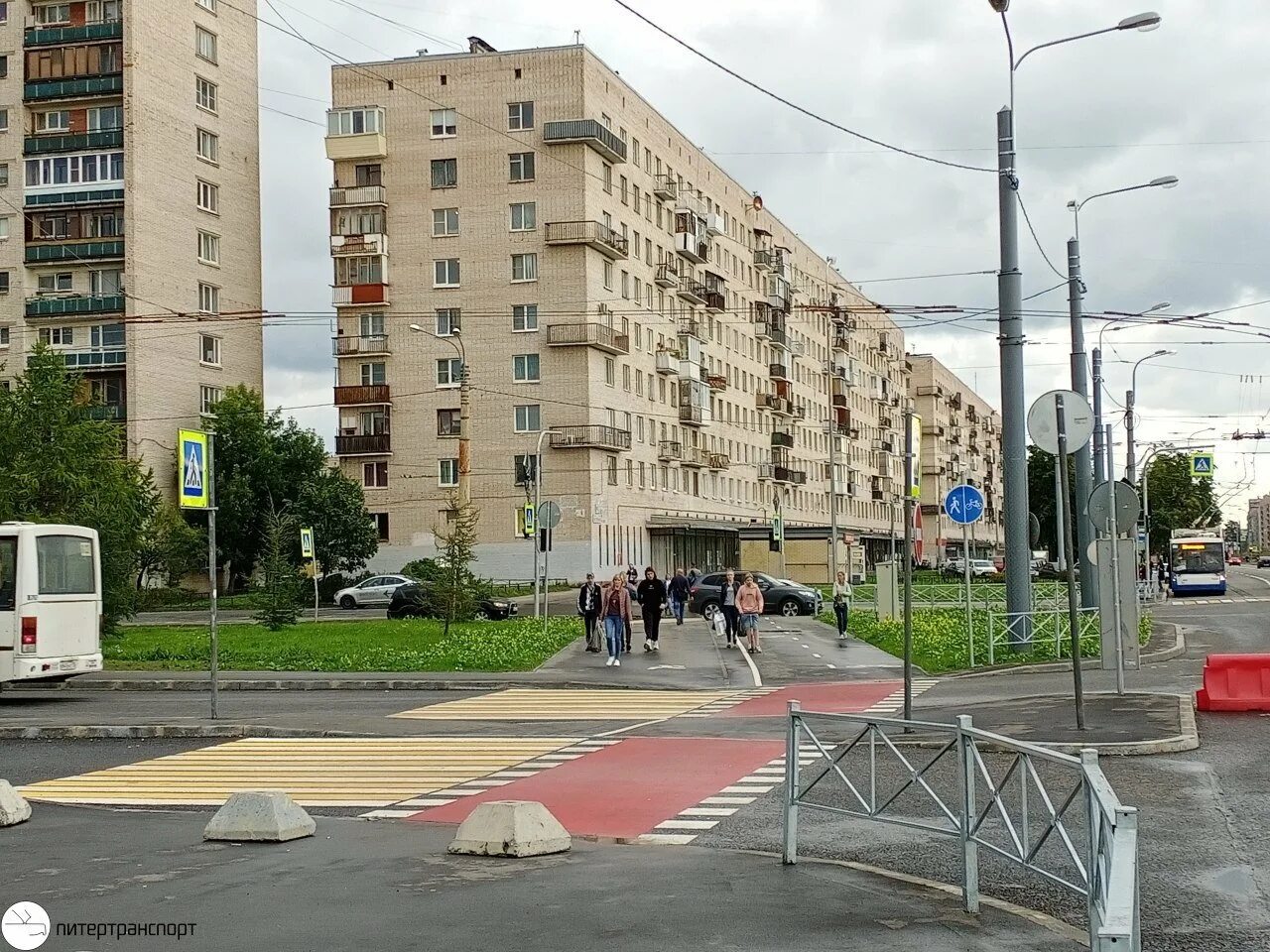 Улица проспект ветеранов Санкт-Петербург. Велодорожка пр ветеранов. Проспект ветеранов район. Район ветеранов в Санкт-Петербурге.