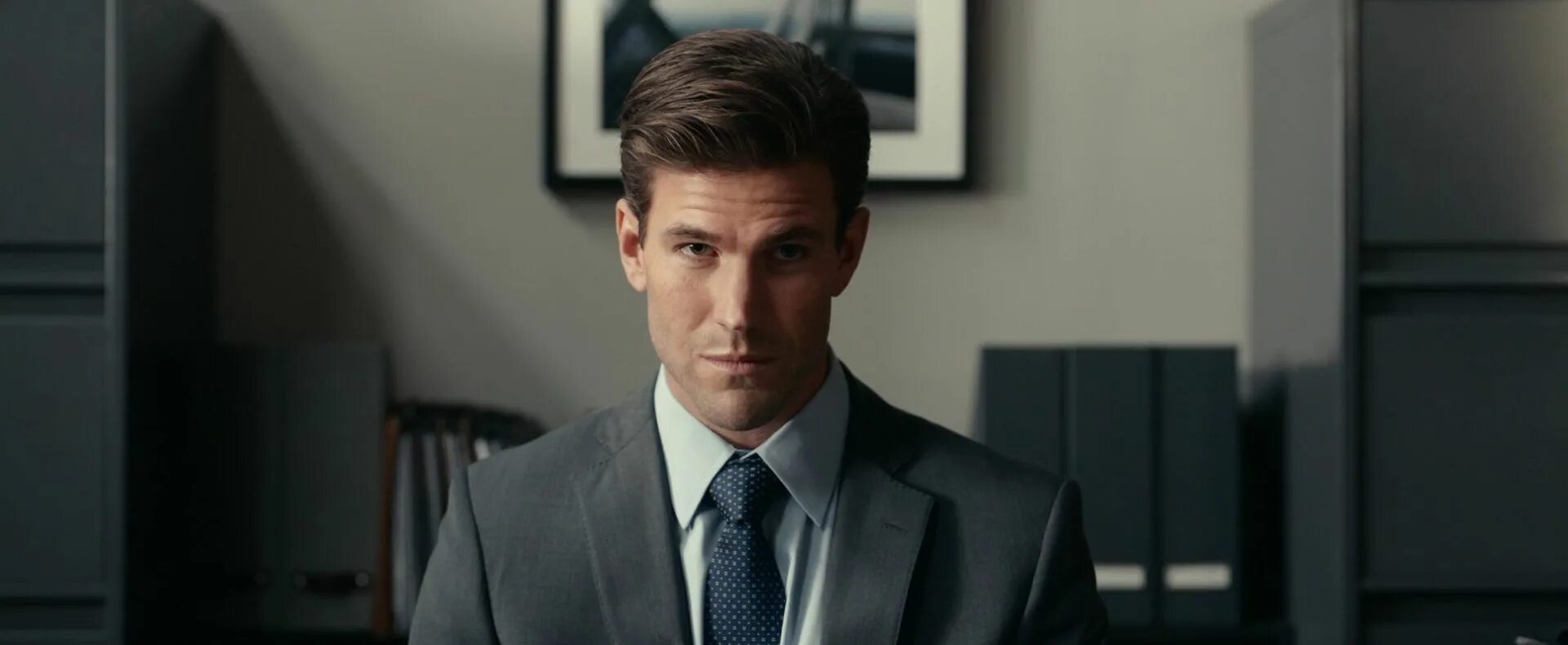 Робби амелл 2022. Мой любимый враг фильм 2021 люси хейл. The hating game. The hating game watch. Мой любимый враг сериал 2021.