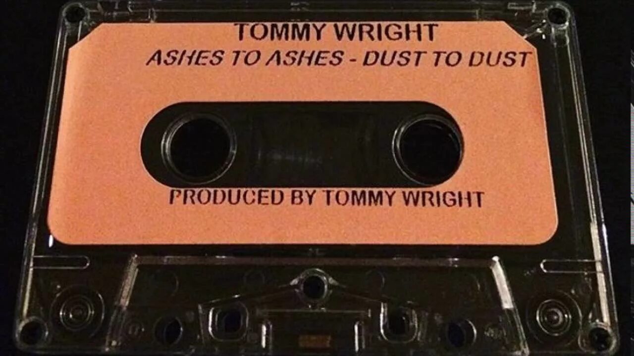 Ashes to ashes dust to dust. Tommy Wright III Ashes 2 Ashes, Dust 2 Dust. Мемфис кассета. Tommy Wright III Ashes to Ashes Dust to Dust. Tommy Wright Ashes 2 Ashes, Dust 2 Dust 1994.