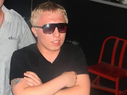 Витя ак без очков