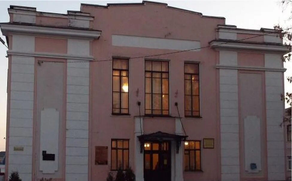 Елецкий колледж искусств им хренникова. Хренникова елец. Колледж искусств елец. Елецкий колледж искусств им хренникова. Елецкий колледж искусств им хренникова.