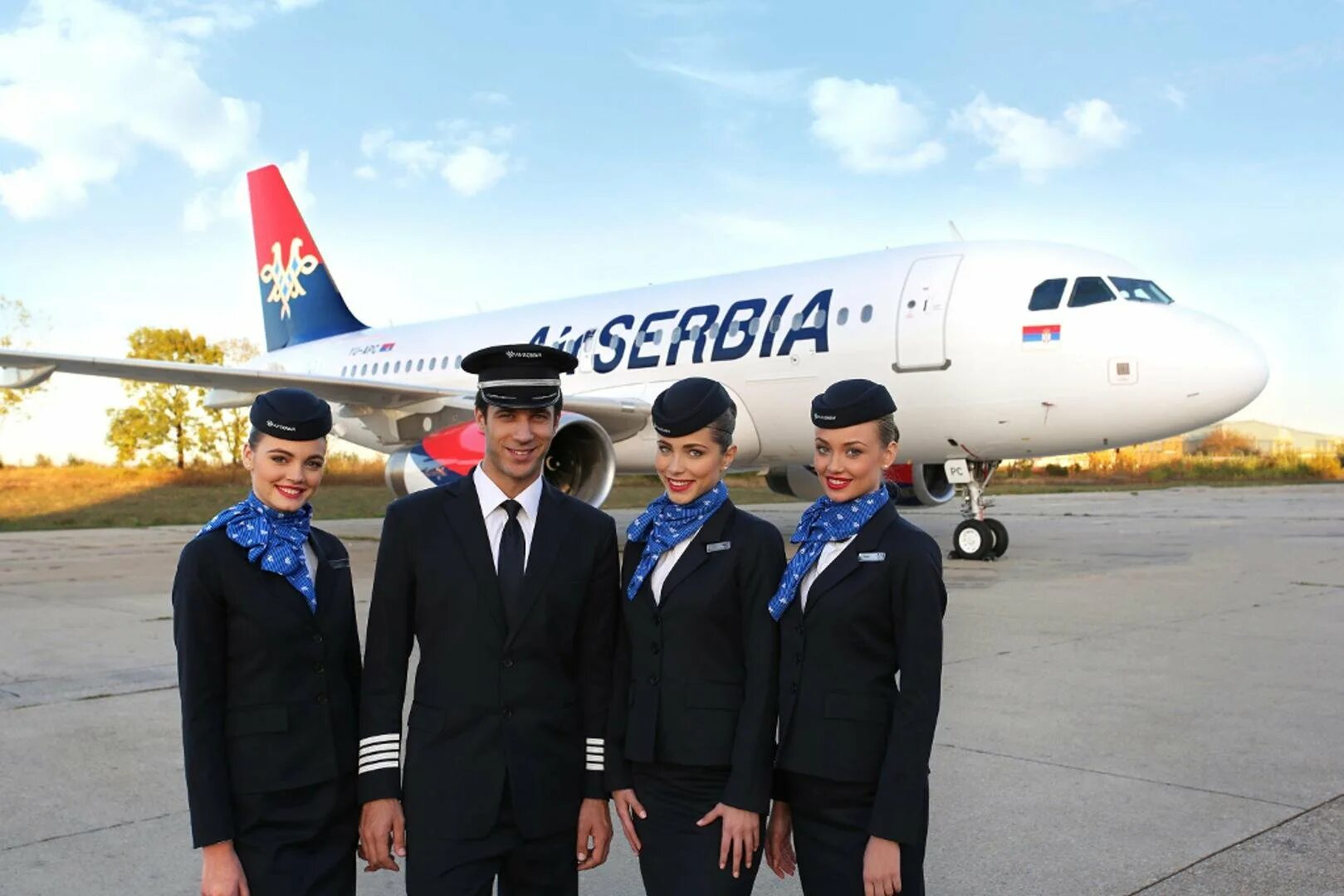 Air serbia a319. Авиакомпания сербские авиалинии. Air serbia пулково. Эйр сербия самолеты. A330 air serbia.