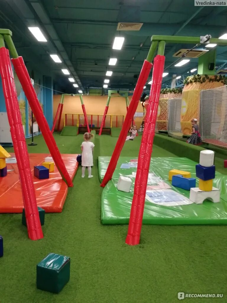 Хлоп топ в тк питер. Трк меркурий на савушкина хлоп топ. Хлоп топ санкт петербург питер. Хлоп топ санкт петербург питер. Трк меркурий на савушкина хлоп топ.