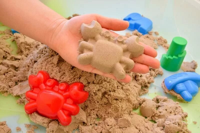 Лепим песком. Песок для детей. Песок для лепки. Песок для лепки кинетический. Лепка из песка для детей.