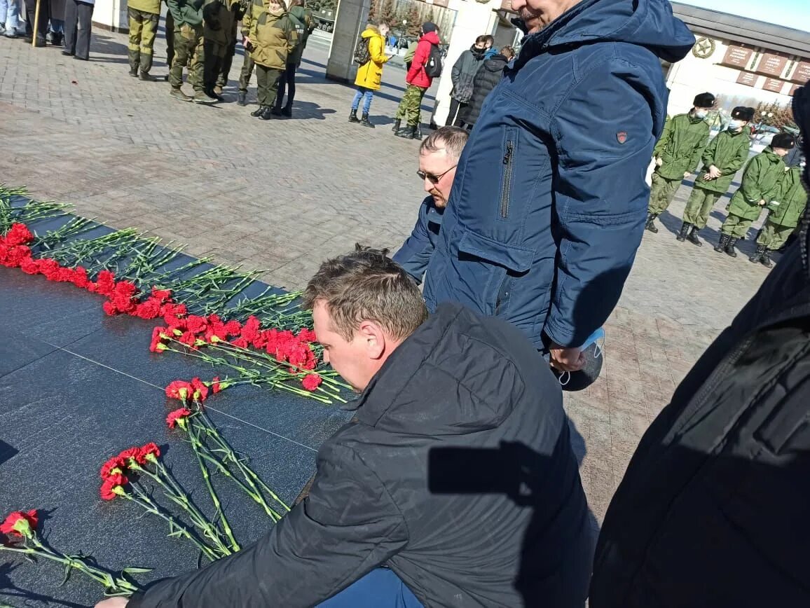 Вахта памяти это. Вов вахта памяти. Вахта памяти сталинградской рубеж. Вахта памяти. Вахта памяти в школе.