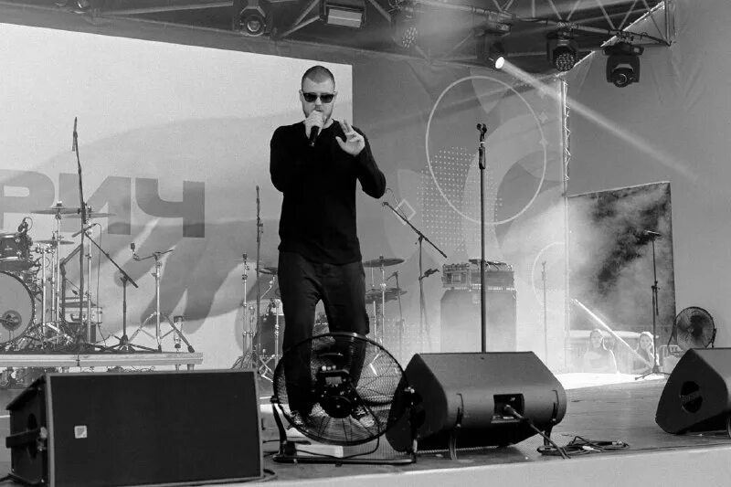 Орден славы группа бутусова. Бутусов 22. Рок острова в нижнем новгороде 2023 концерт. Рок острова в нижнем новгороде 2023 концерт. Рок острова в нижнем новгороде 2023 концерт.