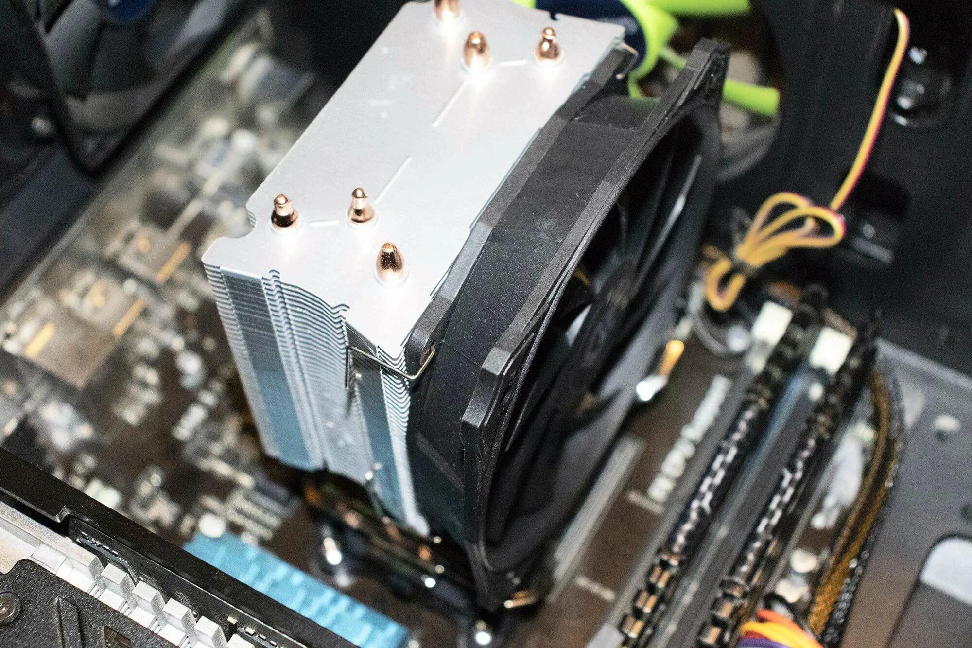 Как прикрепить кулер. ID-Cooling se-213v2. Deepcool v5000. ID Cooling 213v2. ASUS Prime h510m-a башенный кулер.