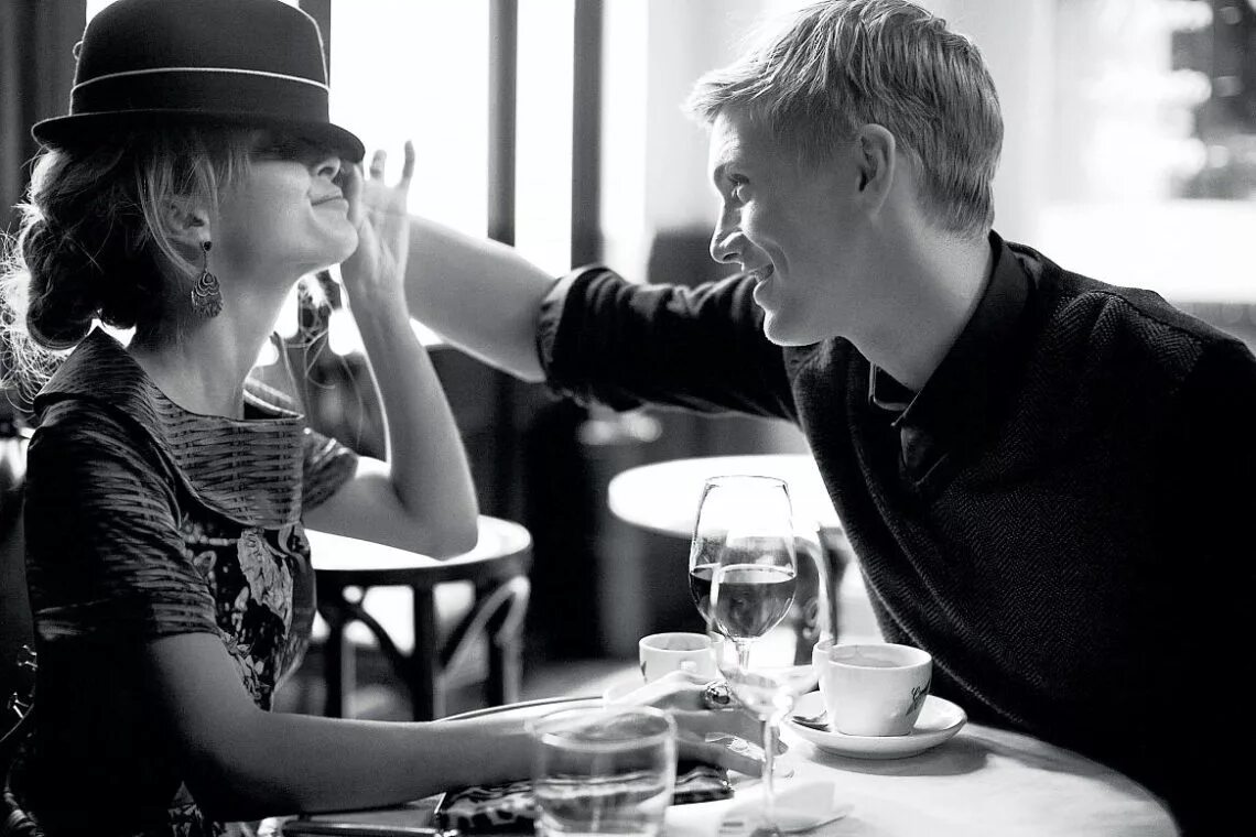 Любовь. Пара в кафе. Влюбленные в ссоре. Мой марк. Жизнь с любимым.