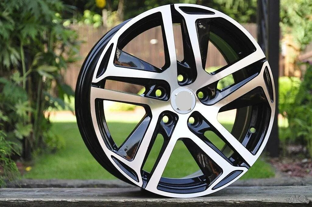 1 et45 graphite. Диски sparco assetto gara 17"х7,5j. Диски sparco assetto gara 18. Peugeot 5/108 r17. Литые диски 17 5 108.