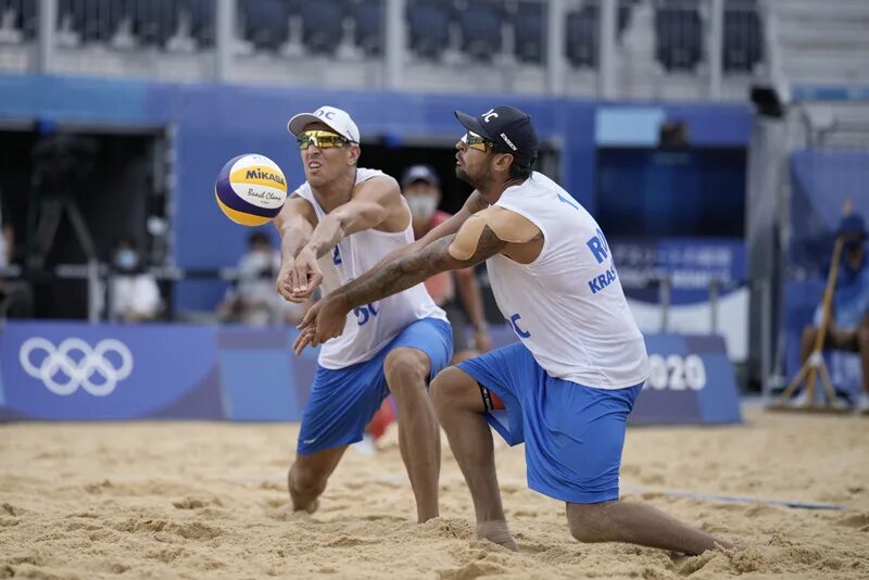 Красильников стояновский. Beach volleyball игра. Пляжный волейбол девушки. Абалакина пляжный волейбол. Ои 2024 пляжный волейбол.
