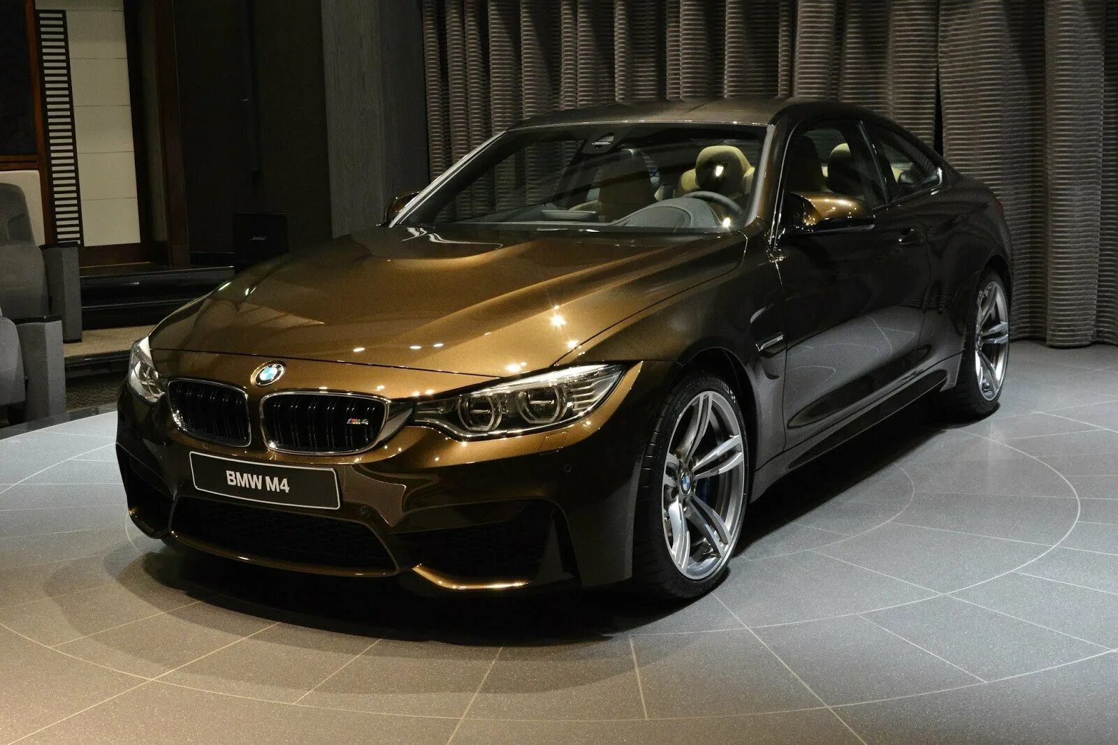 Brown car. BMW m4 Coupe. BMW m4 Bronze. BMW m4 individual. BMW m4 e84.