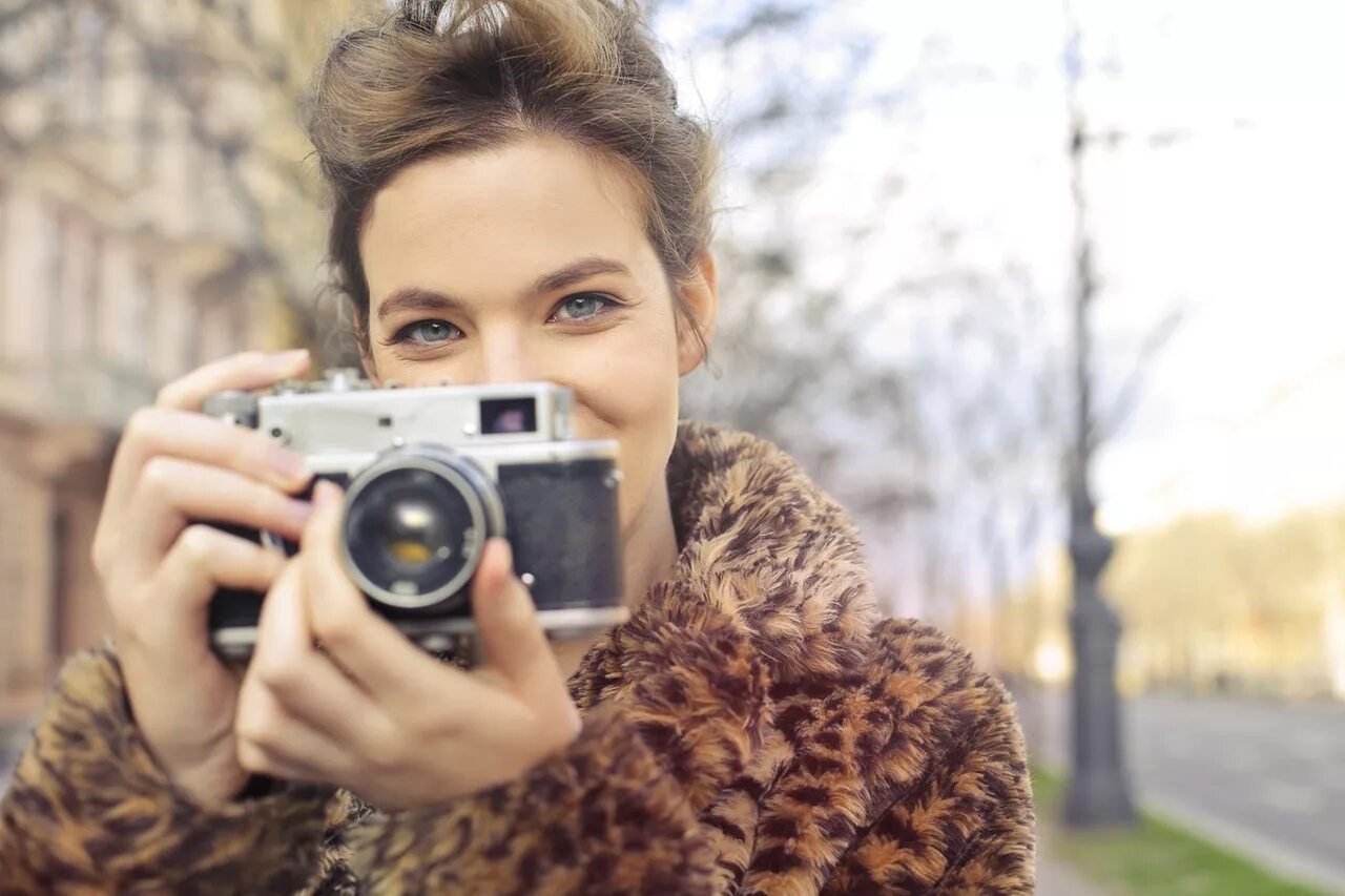 Фотограф фрилансер. Блогер ,фотограф, писатель. Фрилансер фотограф фото. Фриланс фотограф.