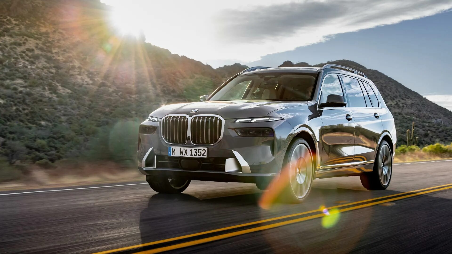 BMW X7 2023 срывает покровы - новость от Автодок