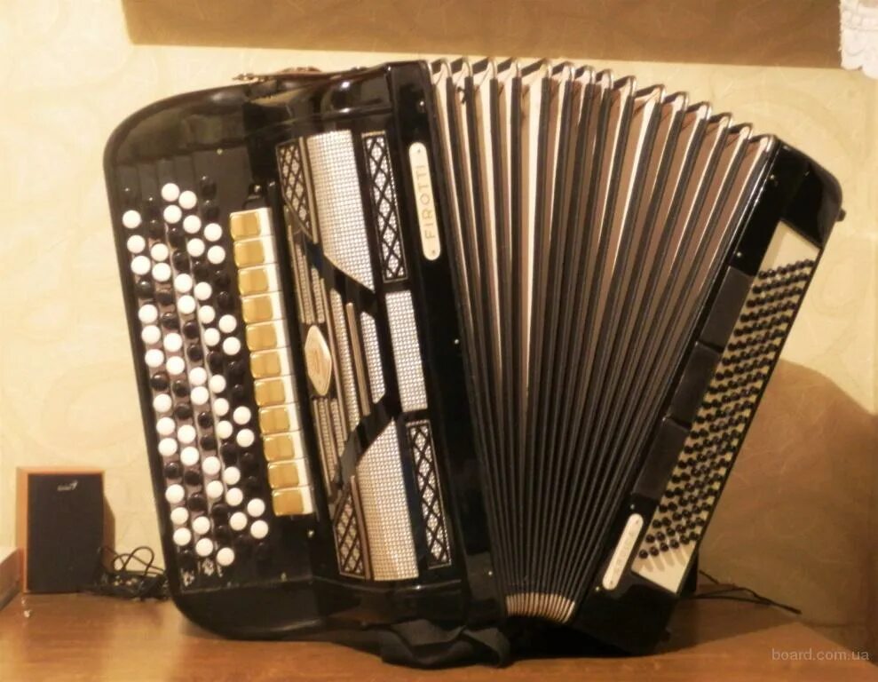 Баян старый. Баян тула 302. Баян hohner nova ii 80 a. Баян б/у. Баян б 51.
