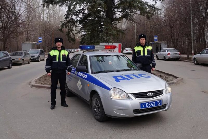 В Тверской области сотрудники ГИБДД помогли 6-летней девочке АиФ Тверь