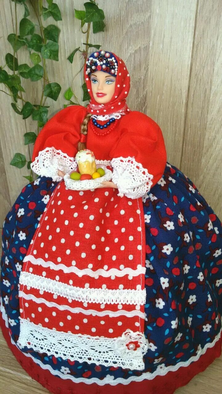 Кукла на чайник. Кукла баба на чайник. Кукла на чайник. Кукла на чайник. Кукла грелка своими руками.