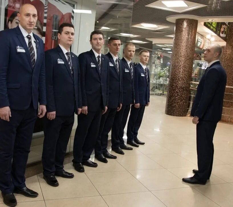 Зам начальника службы безопасности. Менеджер отдела продаж. Безопасность в гостинице. Вакансия начальник службы. Начальник охраны в москве.